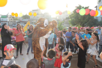 بالصور: الطفل بلال أبو خليفة يحتفل بعيد ميلاده مع "عمو امير دبسي"